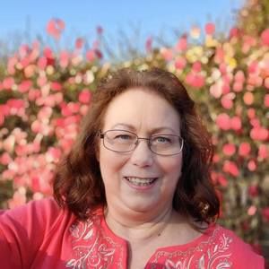 Meet your Posher, Debra